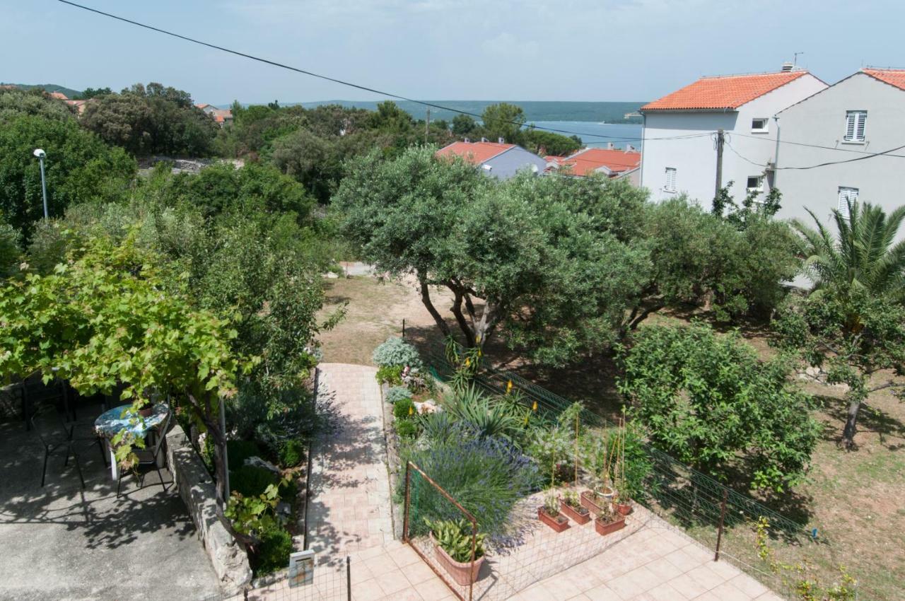 Apartments Nadia Sokolic Nerezine Exterior photo